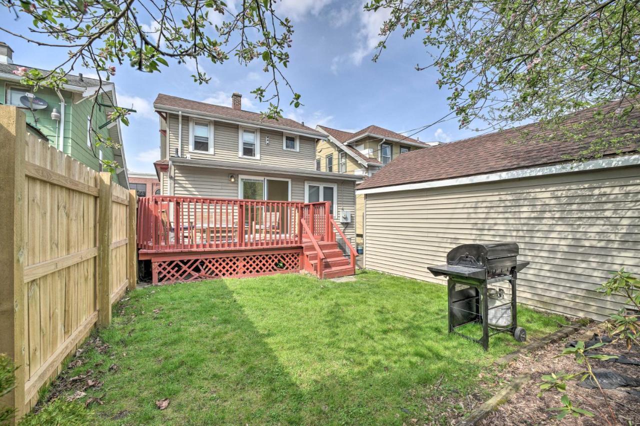 Comfortable Craftsman Home - 2 Miles To Ub Campus! بوفالو المظهر الخارجي الصورة