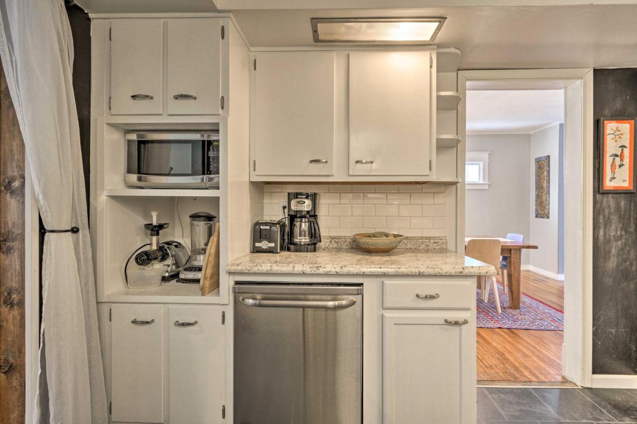 Comfortable Craftsman Home - 2 Miles To Ub Campus! بوفالو المظهر الخارجي الصورة